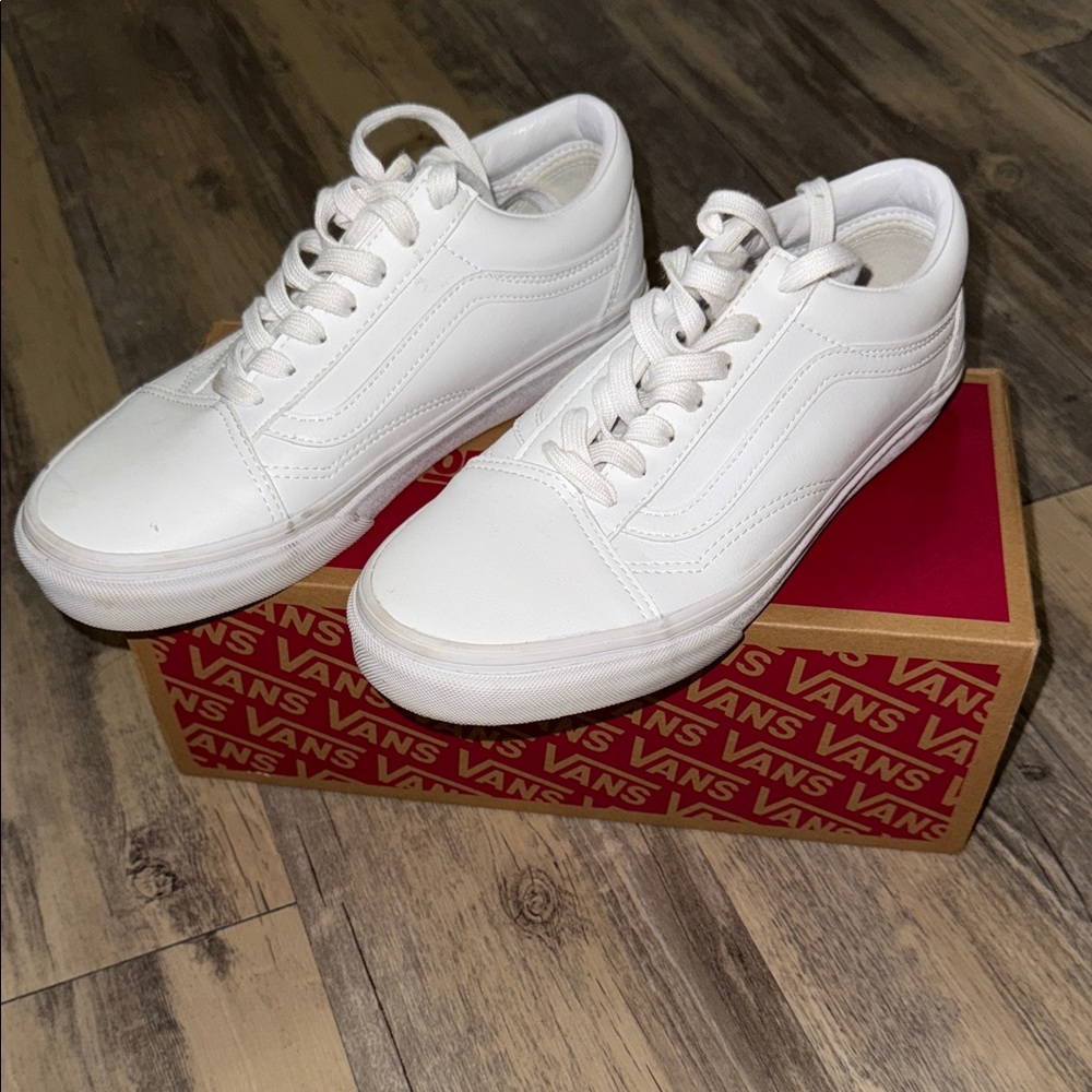 Vans Women's True White Sneakers